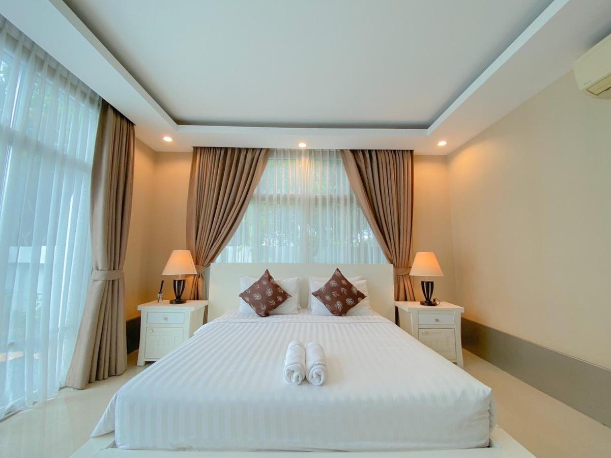 Twenty Two Pool Villa